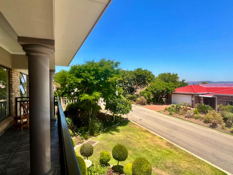 4 Bedroom Property for Sale in Fraaiuitsig Western Cape